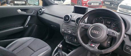 Audi A1 TDI S LINE..£20 R/TAX..12 SERVICES..LAST OWNER 10 YEARS..70 MPG.. 1
