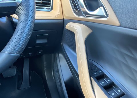 MG HS 1.5 T-GDI TROPHY PHEV 18