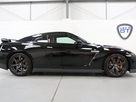 Nissan GT-R Black Edition - Incredible Low Mileage