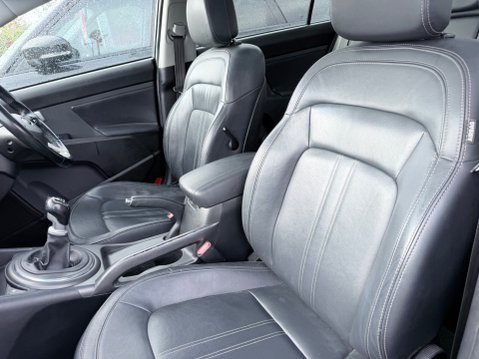 Kia Sportage 2.0 CRDI KX-3 SAT NAV 15