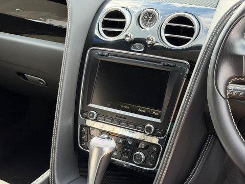 Bentley Continental GT V8 S 22
