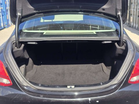 2016 Mercedes-Benz C-Class thumbnail 9