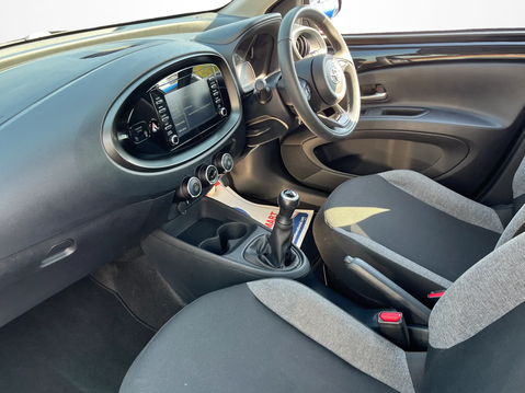 Toyota Aygo X 1.0 VVT-i Pure 5dr 2