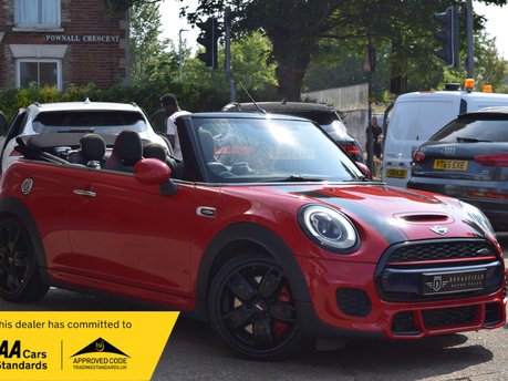 Mini Convertible 2.0 John Cooper Works 2dr
