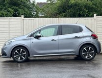 Peugeot 208 1.5 BlueHDi Tech Edition Hatchback 5dr Diesel Manual Euro 6 (s/s) (100 ps) 7
