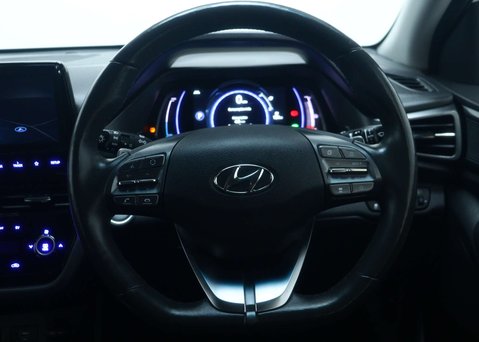 Hyundai IONIQ IONIQ Premium BEV 5dr 18