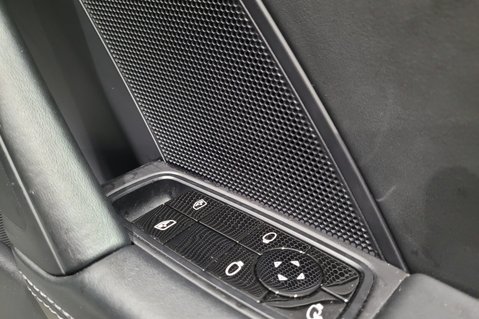 Porsche 911 CARRERA S PDK 26