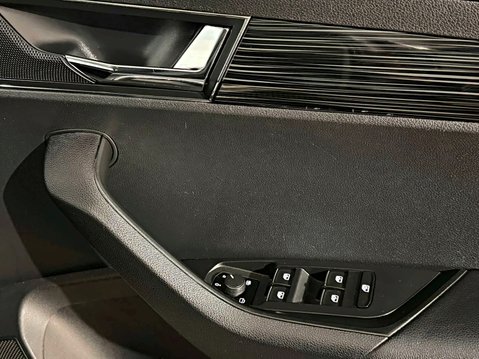 Skoda Karoq SE L TDI DSG 19