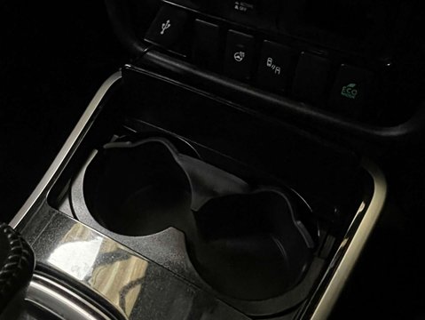 Mitsubishi Outlander 2.0 Outlander Exceed CVT 4WD 5dr 23