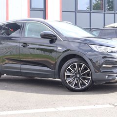 Vauxhall Grandland X 1.6 13.2kWh Business Edition Nav Premium SUV 5dr Petrol Plug-in Hybrid Auto 2