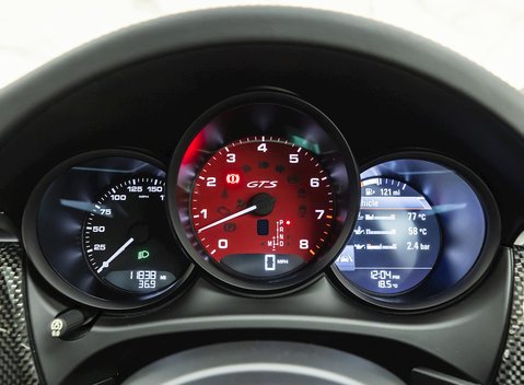 Porsche Macan GTS 18