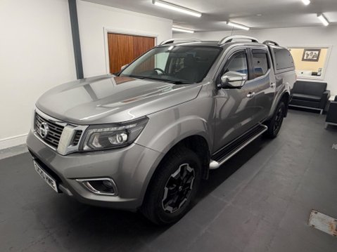 Nissan Navara 2.3 dCi Tekna Auto 4WD Euro 6 4dr 3
