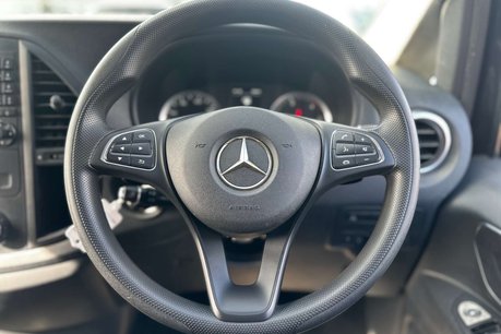 Mercedes-Benz Vito 2.1 114 CDI BlueTEC SELECT Tourer Double Cab 5dr Diesel G-Tronic+ RWD L3 Eu 28