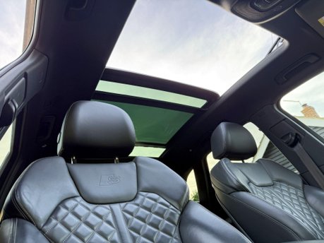 Audi Q5 2.0 TFSI S line S Tronic quattro Euro 6 (s/s) 5dr 3