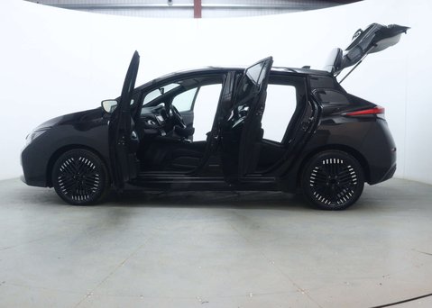 Nissan LEAF Leaf N-Connecta 5dr 53