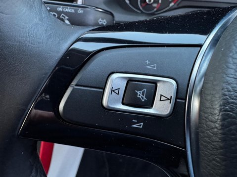 Volkswagen Polo BEATS TSI 49