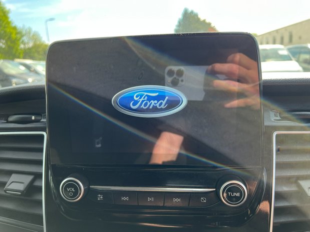 Ford Transit Custom SWB L1H1 (SOLD) Limited 300 Air Con Alloys Sensors EURO 6 33