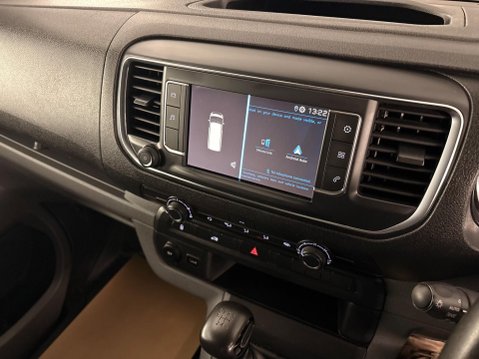 Peugeot Expert 2.0 BlueHDi 1400 Professional Standard Panel Van MWB Euro 6 (s/s) 6dr 14