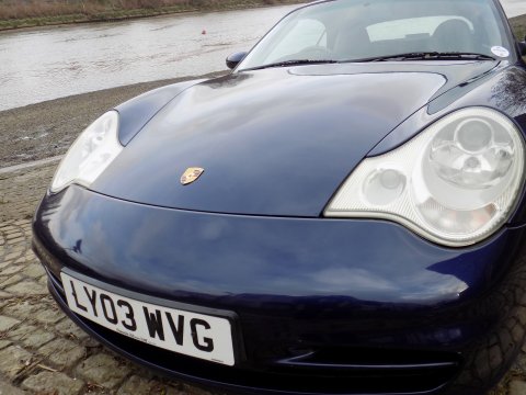 Porsche 911 CARRERA 2 CONVERTIBLE 64