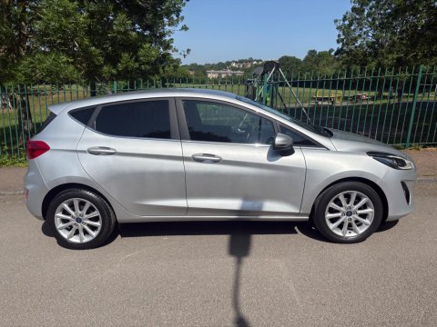 Ford Fiesta TITANIUM TDCI 6