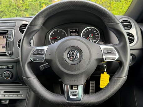 Volkswagen Tiguan 2.0 TDI BlueMotion Tech R-Line DSG 4WD Euro 6 (s/s) 5dr 15