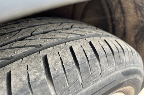 Hyundai SANTA FE PREMIUM CRDI - PART EXCHANGE TO CLEAR - MOT NOVEMBER 25