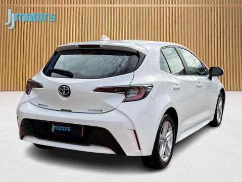 Toyota Corolla 1.8 VVT-h GPF Icon Tech Hatchback 5dr Petrol Hybrid CVT Euro 6 (s/s) (122 p 19