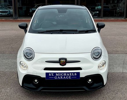 Abarth 695 1.4 695 Competizione (180) Semi-Auto 3dr 5