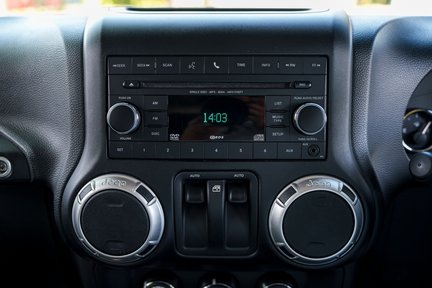 Jeep Wrangler SAHARA CRD By Kahn's The Chelsea Truck Company 19