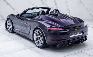 Porsche 718 Spyder RS 16
