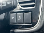 Mitsubishi Outlander DI-D 4 34