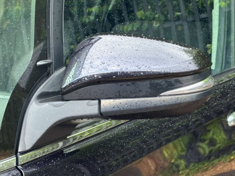 Toyota Esquire Hybrid 1.8 Hybrid Xi Edition 65