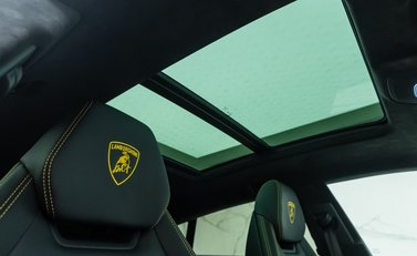 Lamborghini Urus S 16
