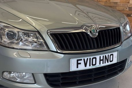 Skoda Octavia 1.4 TSI Elegance Hatchback 5dr Petrol DSG Euro 4 (122 ps) 29