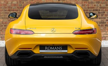 Mercedes-Benz Amg GT GT S 5