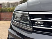 Volkswagen Tiguan 2.0 Tiguan R-Line TDI BlueMotion Technology 4Motion Semi-Auto 4WD 5dr 7