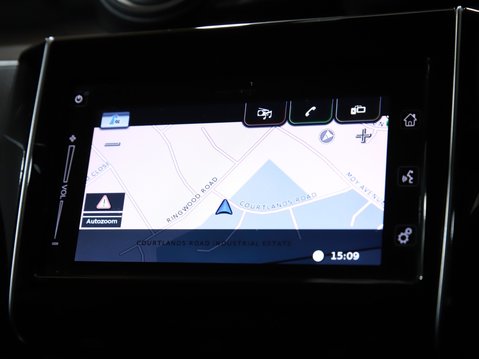 Suzuki Swift 1.2 Dualjet 83 12V Hybrid SZ5 5dr Auto 25