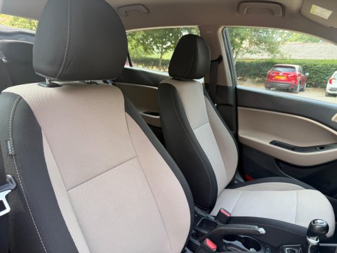 Hyundai i20 1.2 Blue Drive SE Euro 6 (s/s) 5dr 12