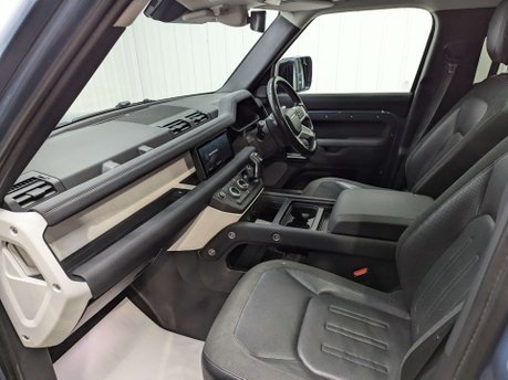Land Rover Defender 2.0 Defender S D Auto 4WD 5dr 53