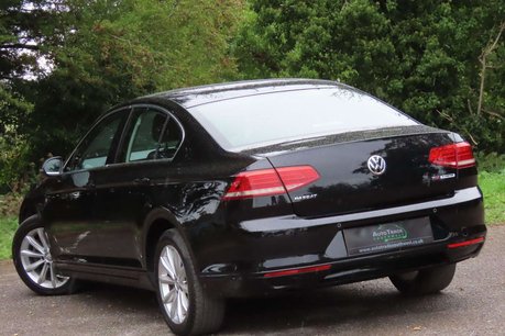 Volkswagen Passat 1.6 TDI BlueMotion Tech SE Euro 6 (s/s) 4dr 6