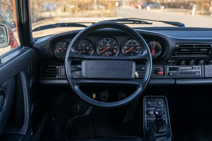 Porsche 911 930 TURBO 20