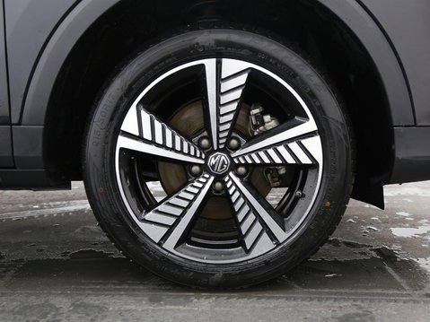 MG ZS 44.5kWh Exclusive Auto 5dr 26