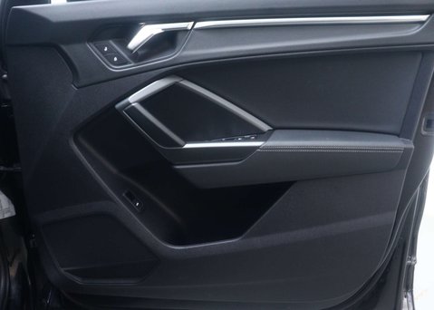 Audi Q3 1.5 Q3 Black Edition 35 TFSI MHEV Semi-Auto 5dr 44