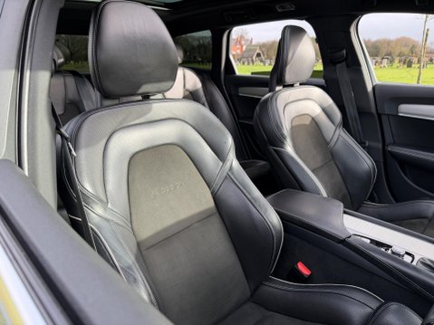 Volvo V90 2.0 D4 R-Design Auto Euro 6 (s/s) 5dr 29