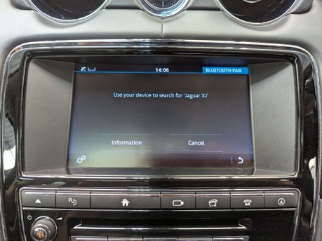 Jaguar XJ 3.0 XJ Portfolio V6 D Auto 4dr 61