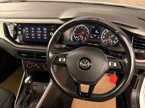 Volkswagen Polo 1.0 TSI SE DSG Euro 6 (s/s) 5dr 12