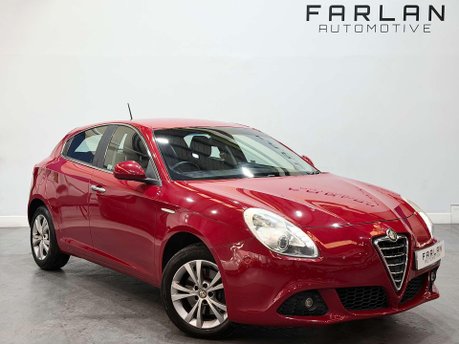 Alfa Romeo Giulietta 1.4 TB MultiAir Lusso Hatchback 5dr Petrol Manual Euro 5 (s/s) (170 bhp)