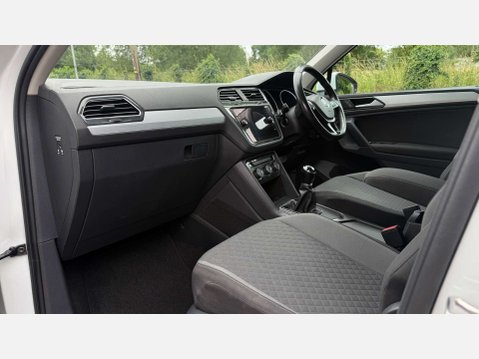 Volkswagen Tiguan 1.4 Tiguan SE Nav TSi 5dr 9