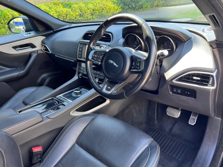 Jaguar F-Pace 2.0 D180 R-Sport Auto AWD Euro 6 (s/s) 5dr 74
