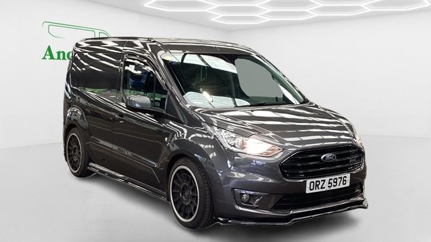 Ford Transit Connect AUTO SWB L1H1 Low Roof Limited 200 Air Con Alloys Sensors EURO 6 NO VAT 2